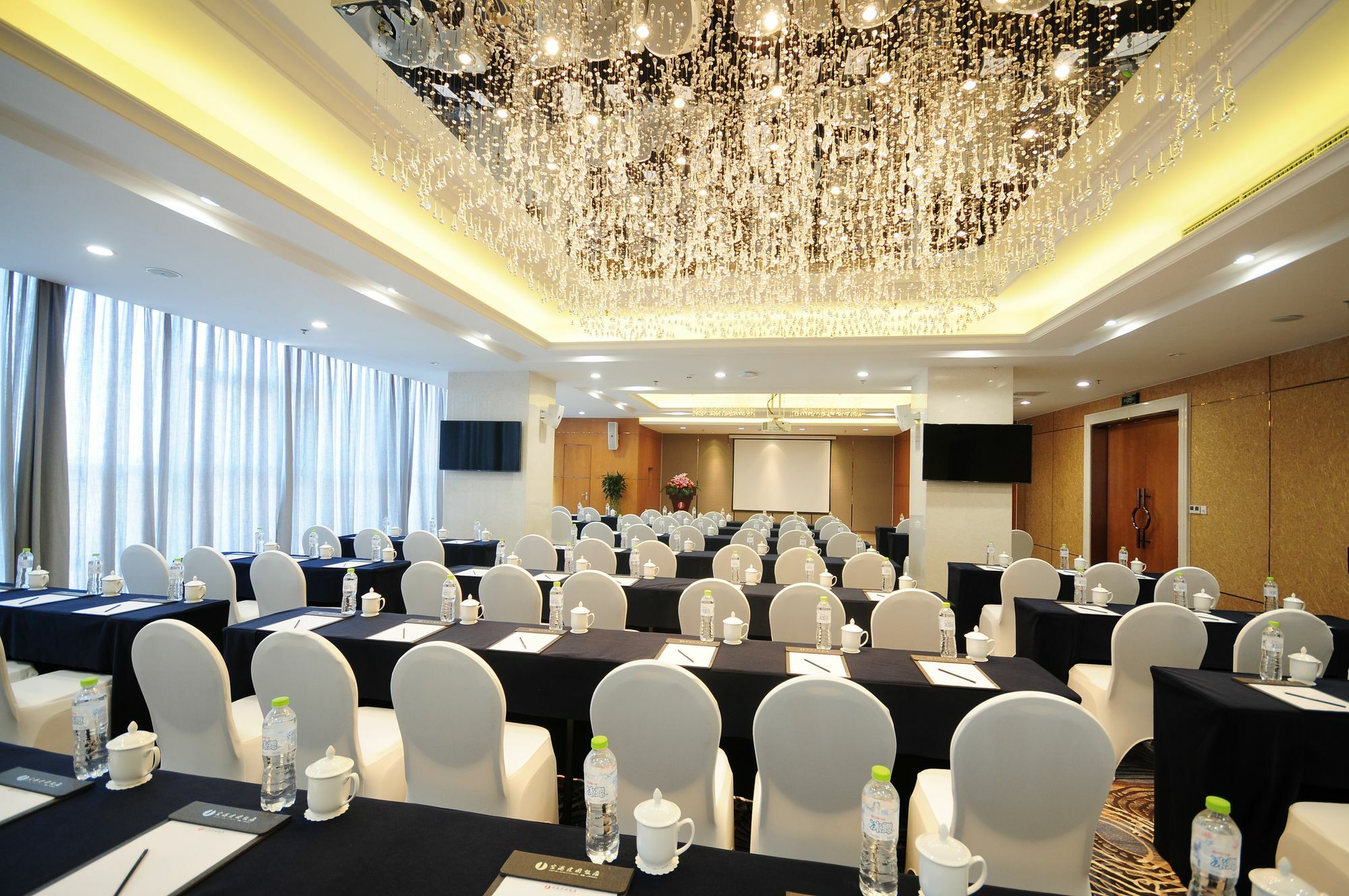 Airport Jianguo Hotel Chengdu Extérieur photo